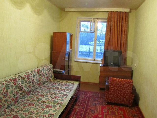 Комната 12 м² в 3-к., 2/4 эт.