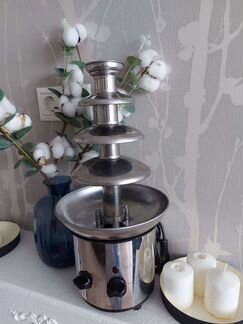 Шоколадный фонтан фондю