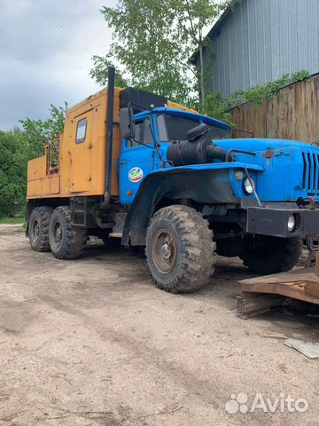 Урал 3255-0010-41 с КМУ, 2005