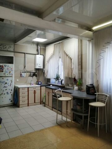 Дом 220 м² на участке 33 сот.