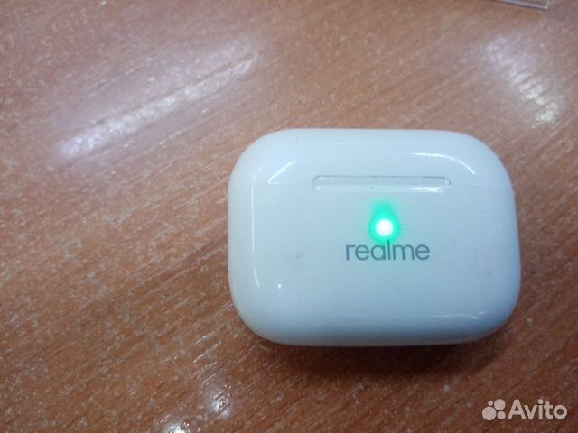 Беспроводные наушники realme