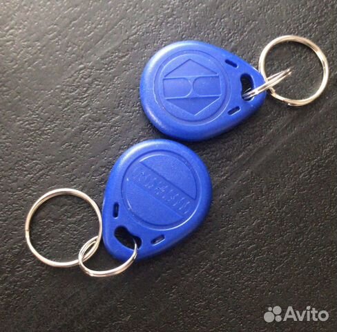 Домофон, замок на подьезд, цепной барьер