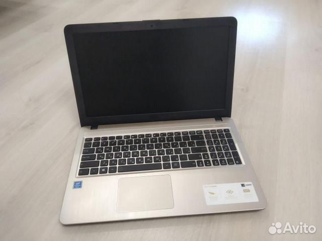 Ноутбук Asus 15.6