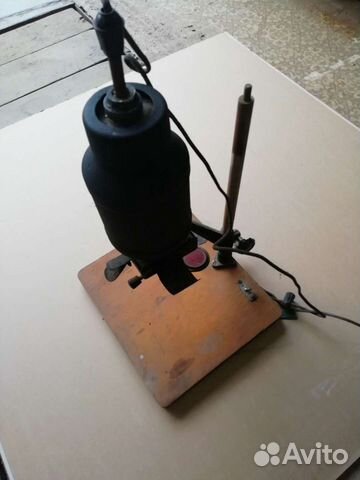 Красная лампа для проявки фото