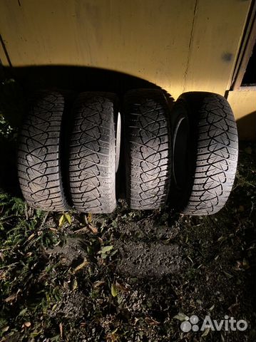 Dunlop Ice Touch 215/65 R16