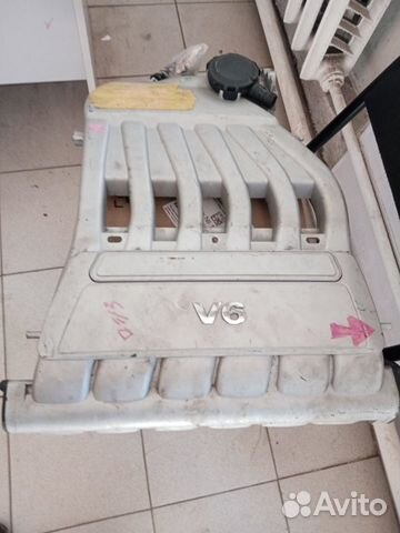 Впускной коллектор Volkswagen Touareg 3.2 V6 AZZ