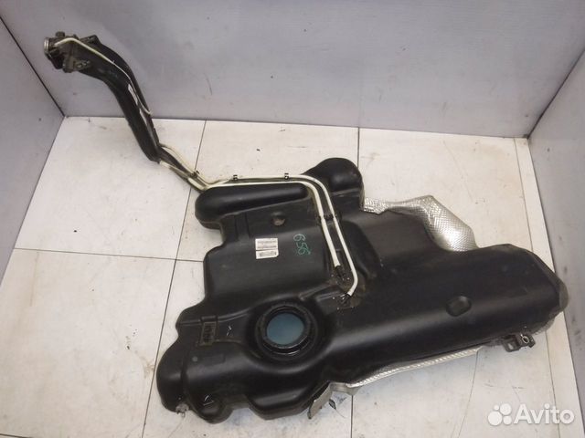 Бензобак фольксваген поло. Бак на фольксваген поло 2015. Топливный бак фольксваген поло. Топливный бак фольксваген поло седан 14 года. Бензобак поло седан 5.