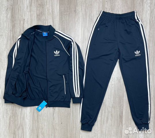 Спортивный костюм Adidas