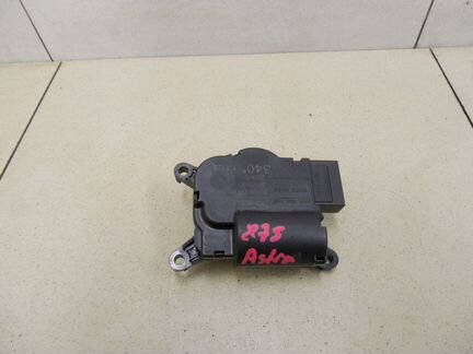 Моторчик заслонки отопителя Astra H / Family 2004