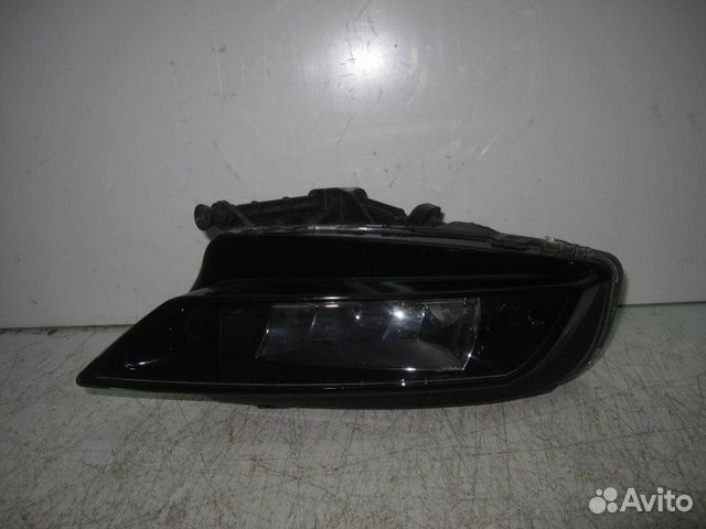 Фара противотуманная передняя правая Audi A3 8V