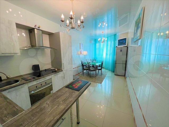 2-к. квартира, 79 м², 4/9 эт.