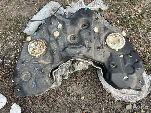 Топливный бак в сборе на GLE Coupe W166 дизель