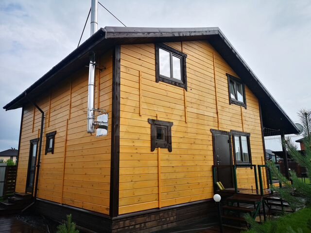 Коттедж 188 м² на участке 7 сот.