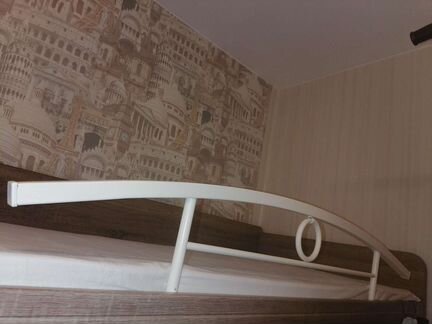 Ограничитель на кровать