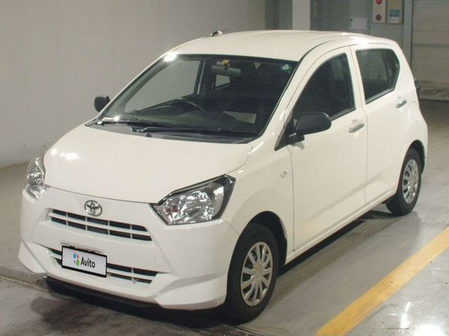 Toyota Pixis Epoch 2012