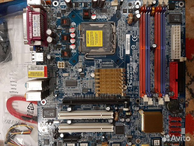 Материнская плата