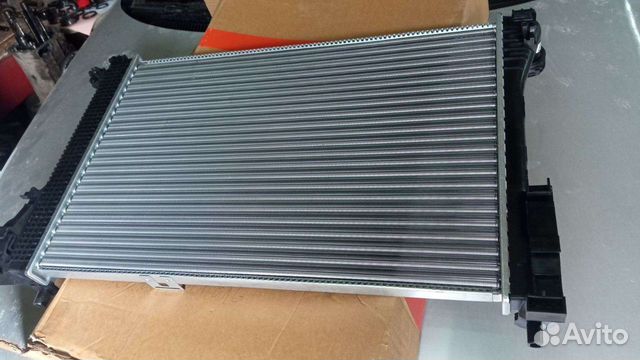 Радиатор основной на мерседес w204 дорестайл