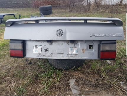 Крышка багажника VW Passat b3 седан Спойлер