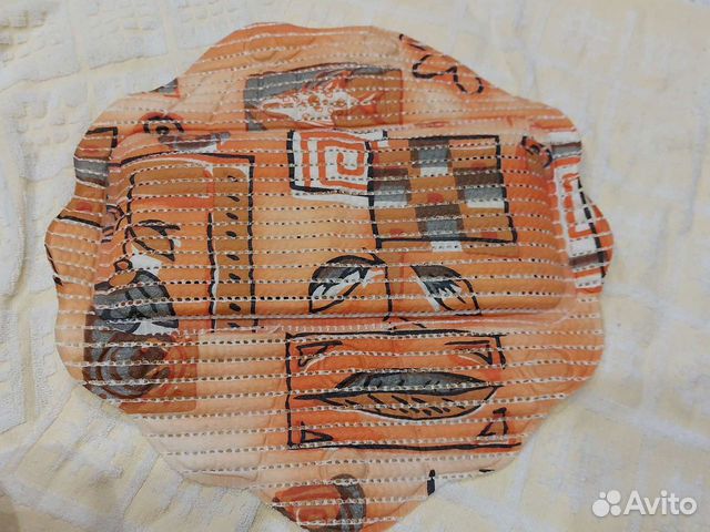 Подушка для ванны с присоскамм