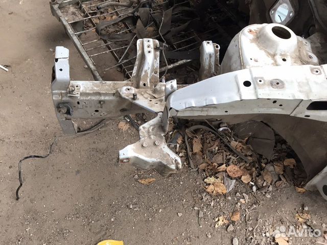 Передний лонжерон Hyundai Solaris