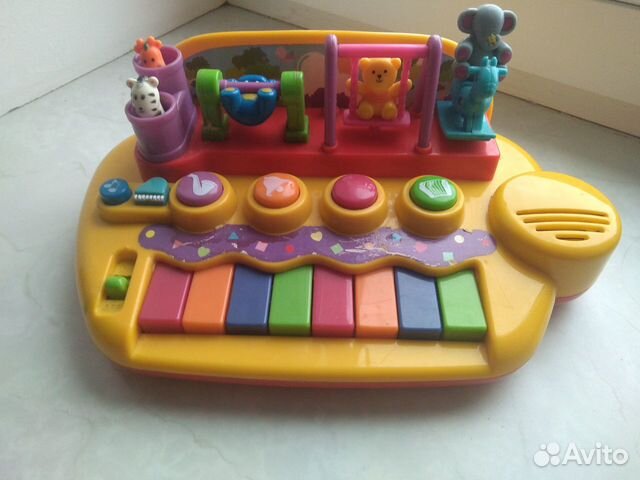 Развивающие игрушки с рождения