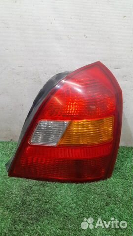 Фонарь задний правый Hyundai Elantra XD 2.0 D4EA