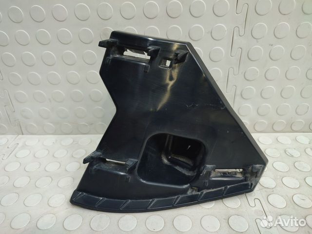 Кронштейн решетки радиатора левый Volkswagen Polo