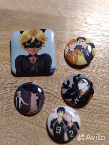 Аниме значки