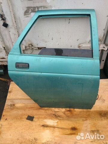 Задняя правая дверь Ваз 2110