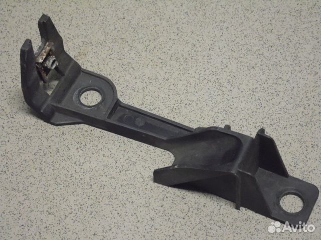 Кронштейн фары левый Ситроен С4 2008