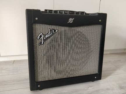 Гитарный комбоусилитель Fender Mustang II 40 Вт