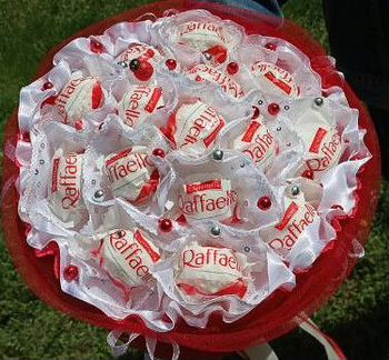 Букеты. Подарки. Конфеты. Фрукты. Ручная работа