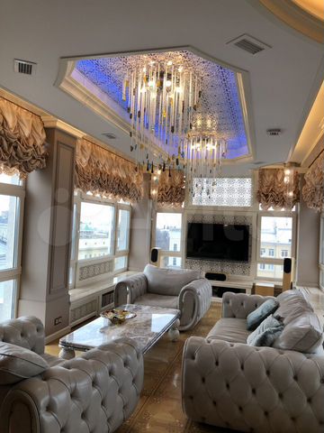 4-к. квартира, 200 м², 7/7 эт.