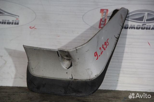 Брызговик зад право c Toyota Corona Premio AT211 7A-FE