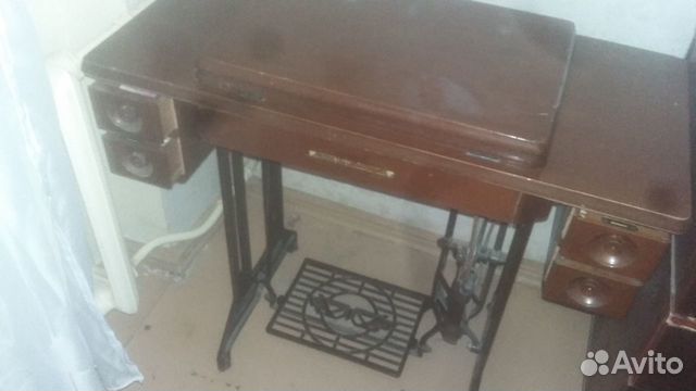 Раритетная швейнaя мaшина, фабричная. Обмен