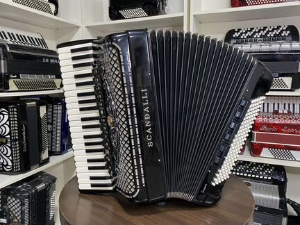Аккордеон Scandalli Super L