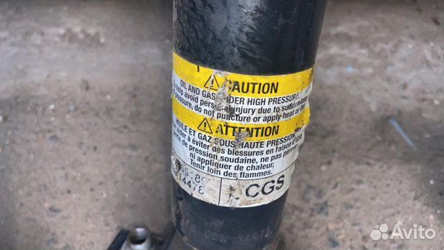 Стойки передние Chevrolet Tahoe