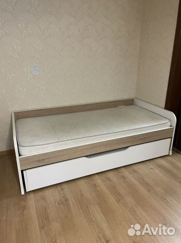 Кровать с выкатным вторым местом
