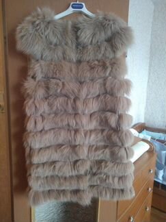 Новая жилетка меховая 46