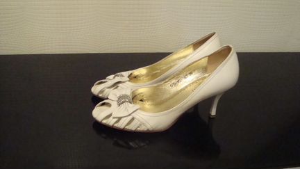 Свадебные или вечерние туфли, размер 37