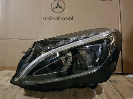 Фара левая на Mercedes W205 C Class