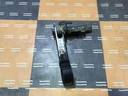 Ролик натяжной Пежо 308 1