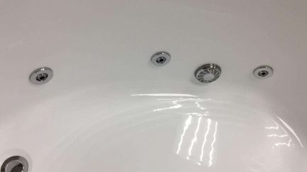 Джакузи новая