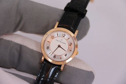 Золотые Carl F. Bucherer Adamavi 18k Gold оригинал