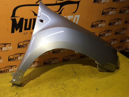 Крыло переднее правое Renault Duster 1 2010-2020