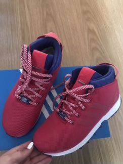 Новые ботинки рр 37,5-38 adidas