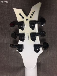 Электрогитара