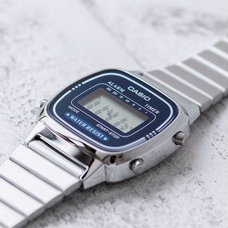 Часы женские Casio LA-670WA-2