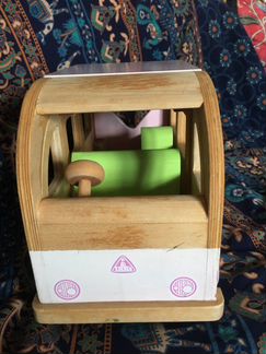 Игрушка автобус