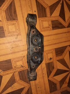 Крепление редуктора Subaru Forester